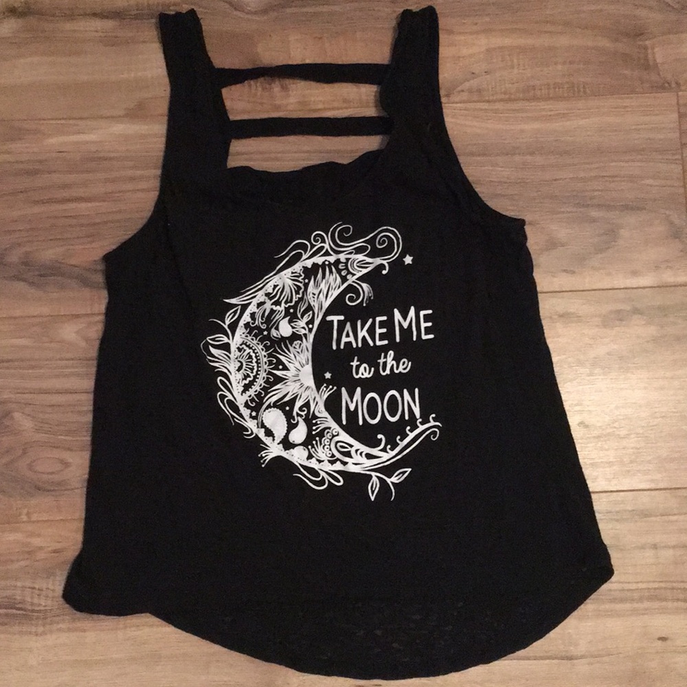 Loose fitted tank top! Great for the summer!